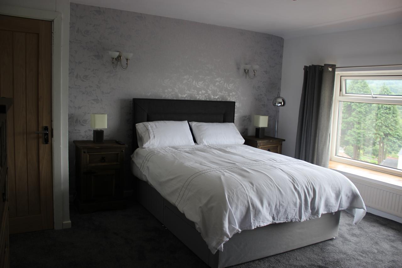 The New Lodge Pontardawe Εξωτερικό φωτογραφία