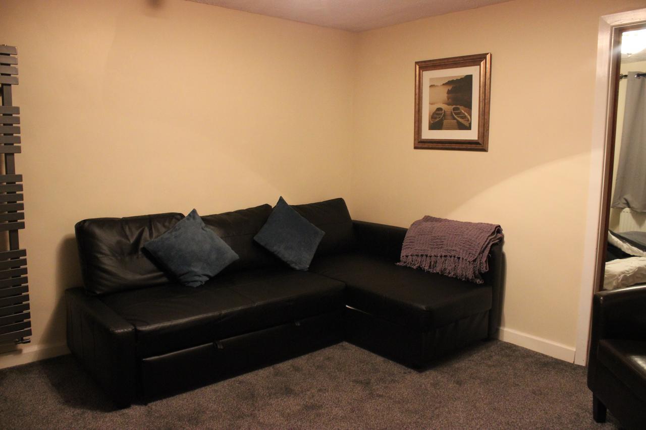 The New Lodge Pontardawe Εξωτερικό φωτογραφία